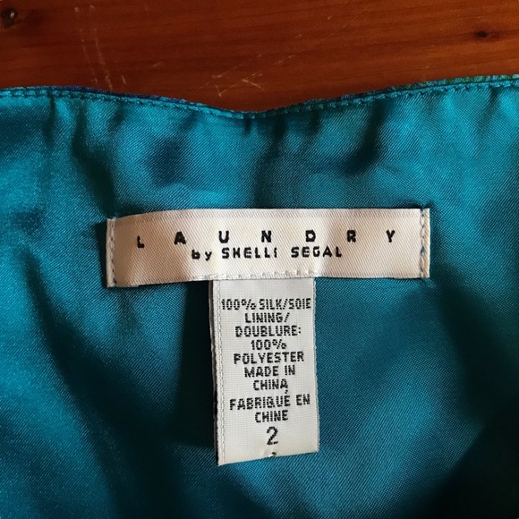 Silk Peacock Dress - Picture 4 of 5